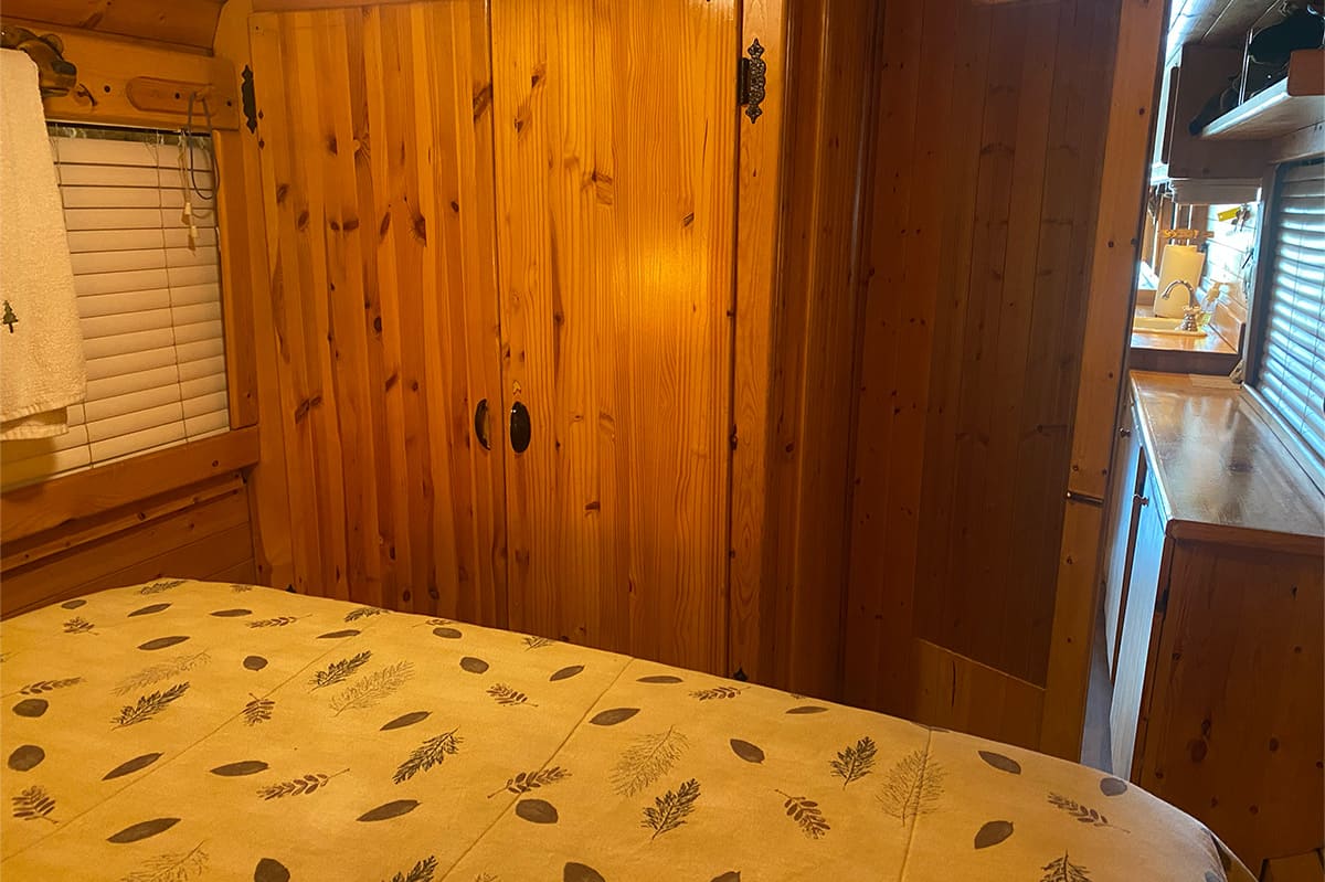 0006 The Original Moose Creek Motor Cabin 21