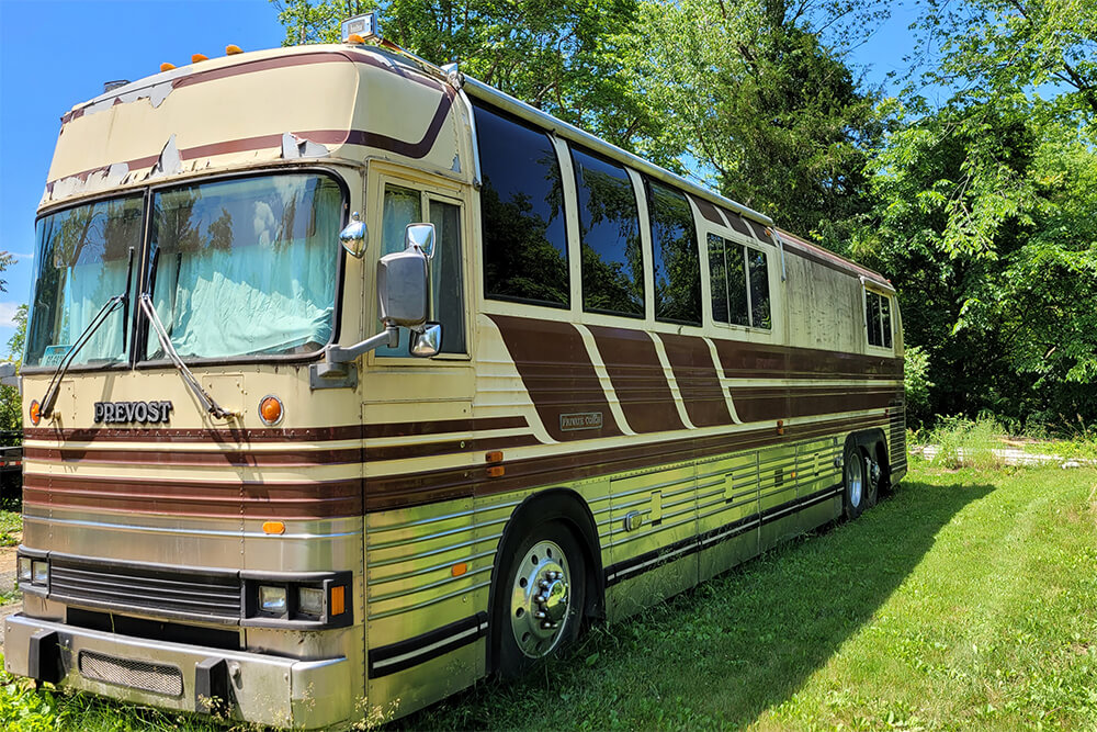 1984 Prevost-6