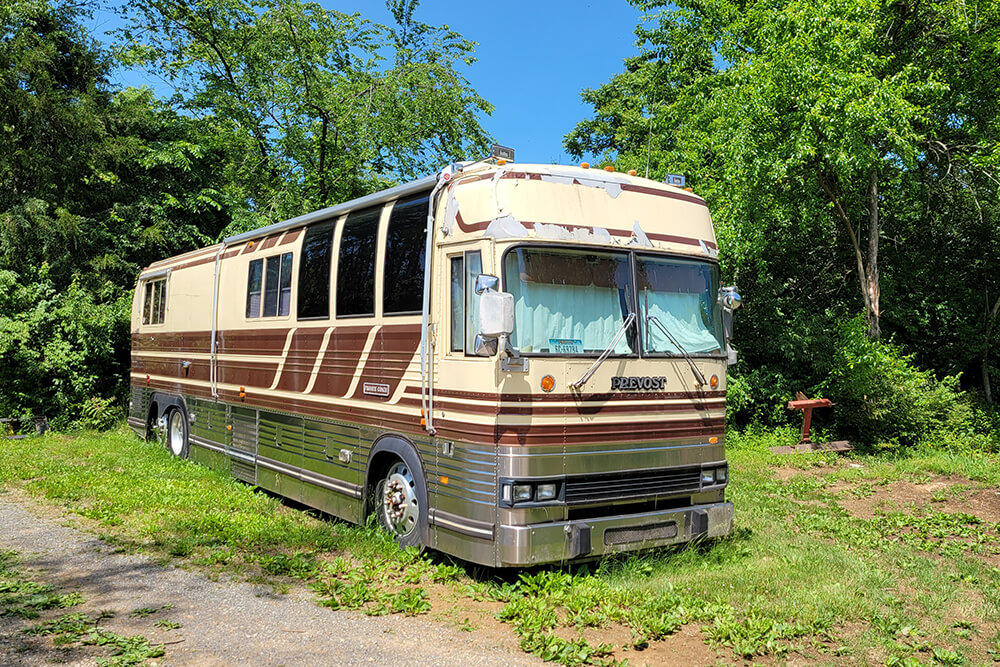 1984 Prevost-7