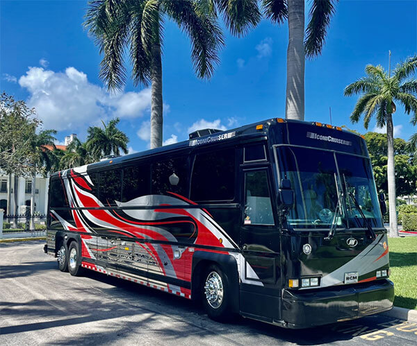 Scrap Yard Rebirth – The IconiCruiser - bus conversion photo