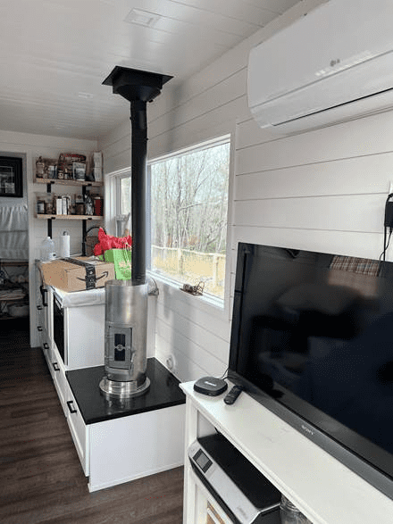 Kimberly 2.0 in a Tiny House.