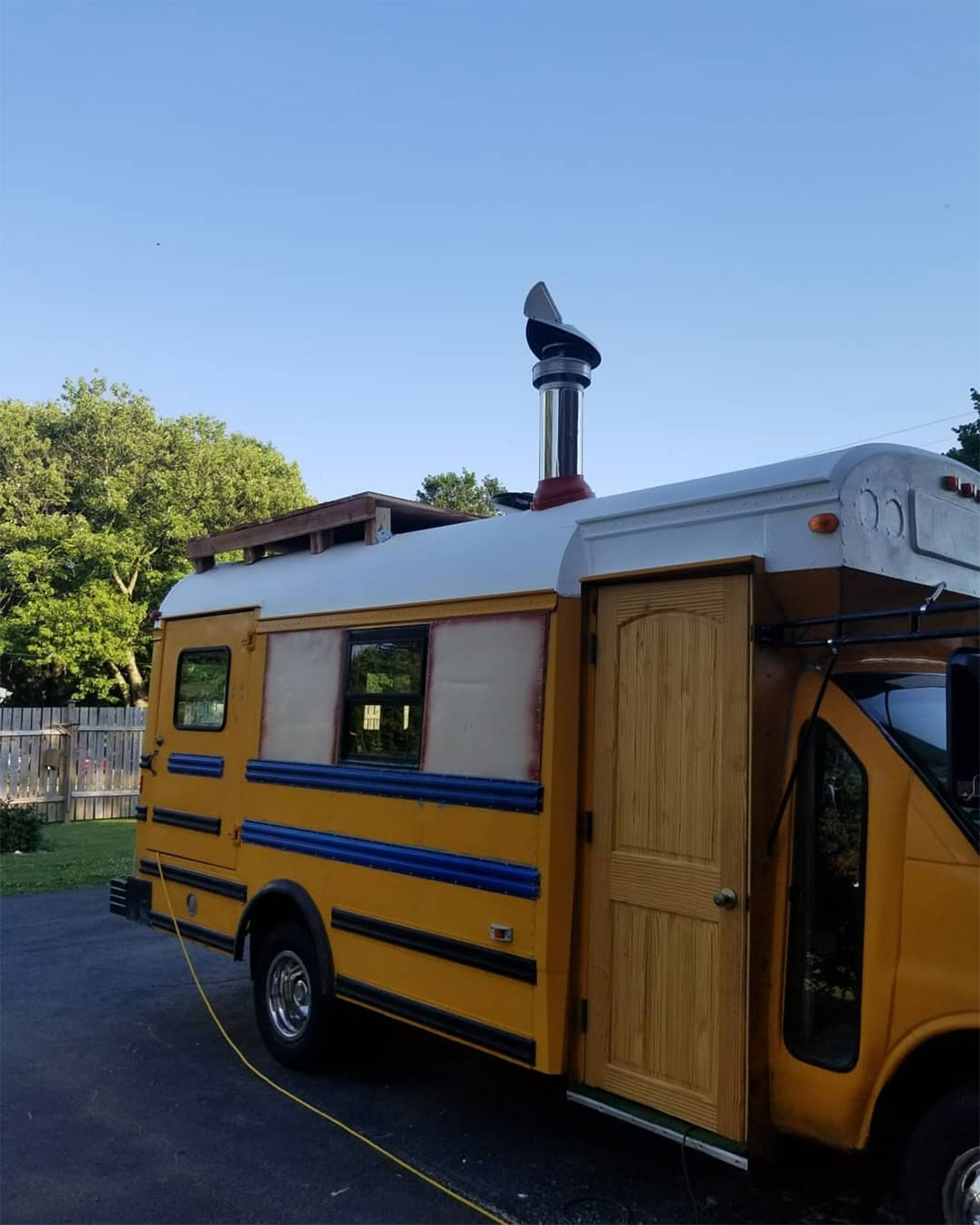 Budd the Bus – A 2001 Chevy Express 3500 Skoolie - bus conversion photo