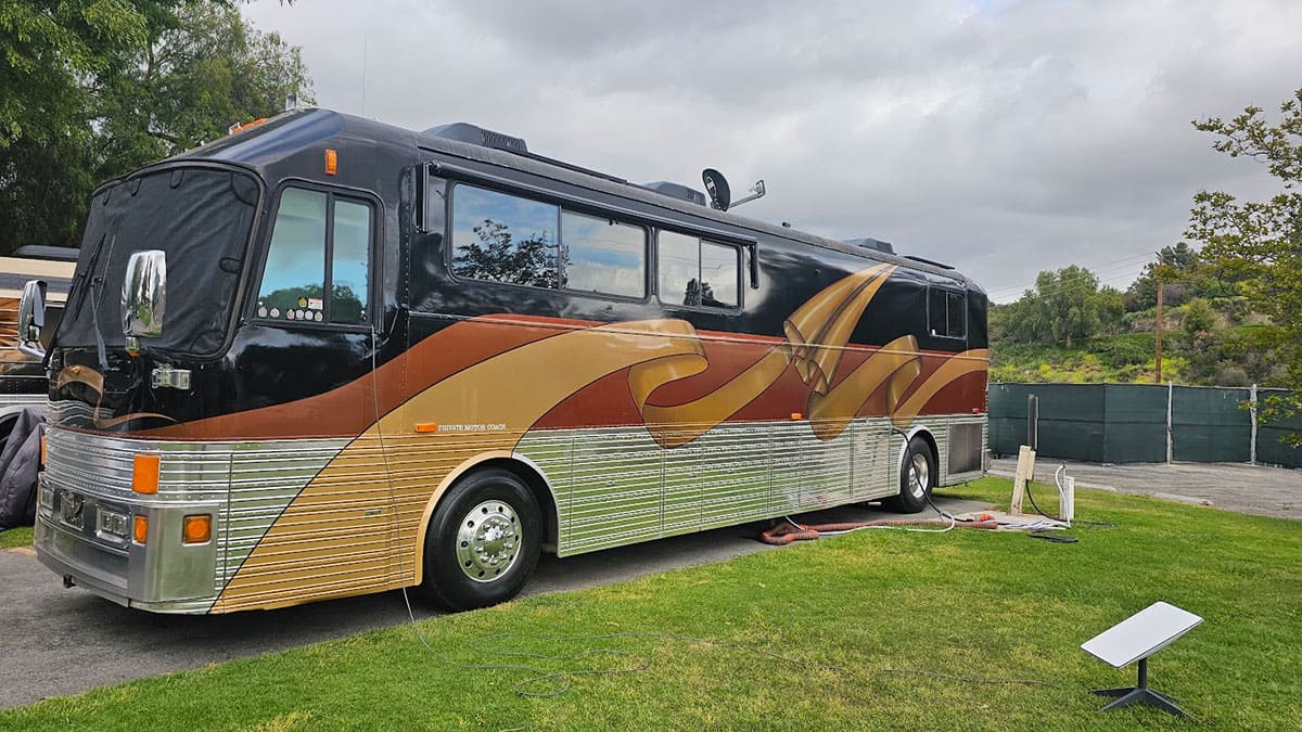 The 2024 SoCal Mini-Rally - bus conversion photo