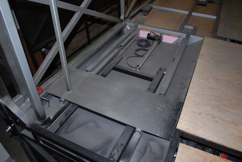 210 Passenger Seat Foot Rest Actuator