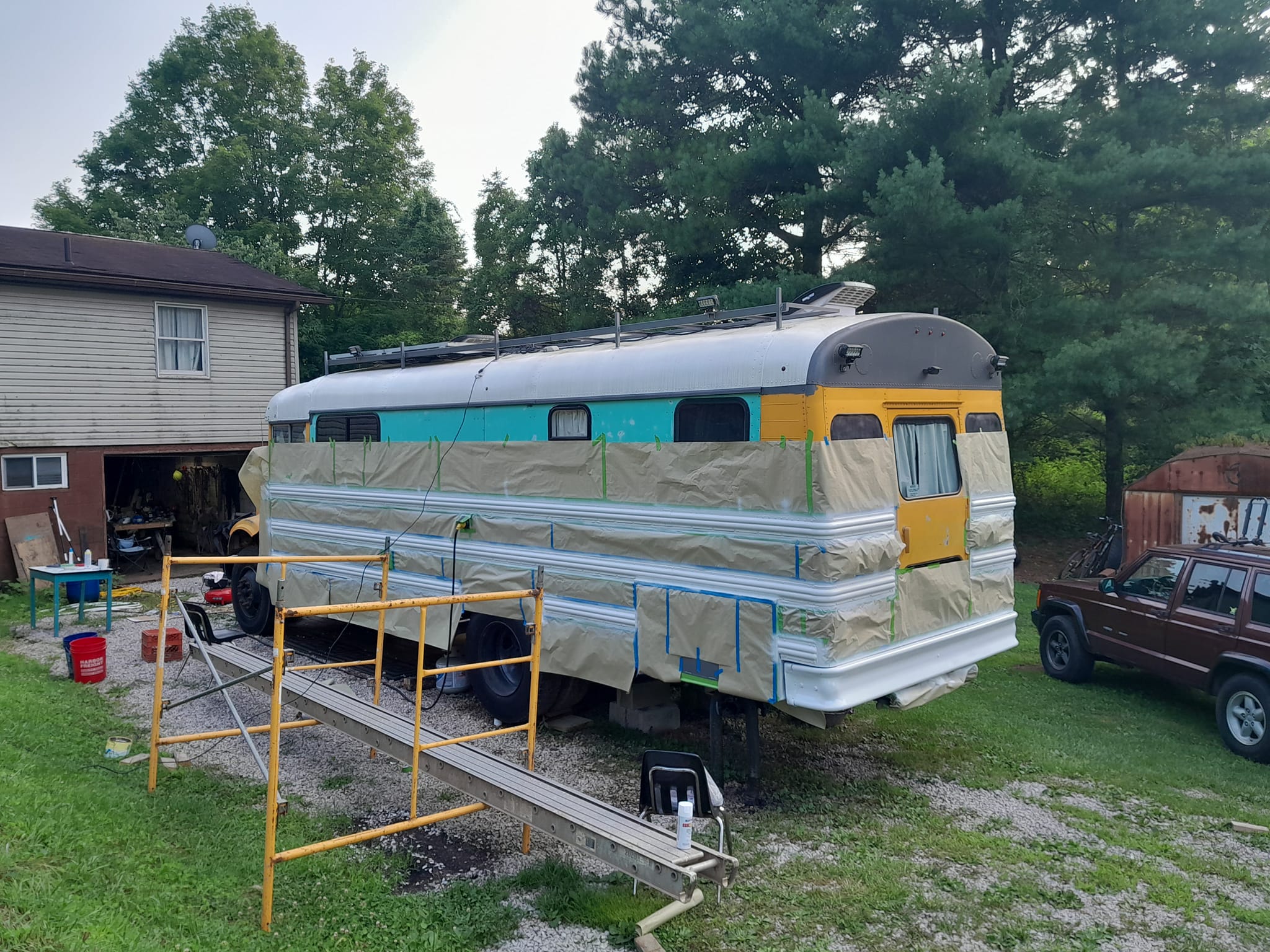 The Bain Bus. A Cozy 30' long, 1998 International Conversion - bus conversion photo