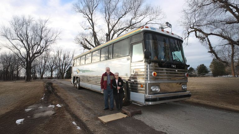 Hiawatha World 1982 Mc-9 Home | Bus Conversion Magazine photo