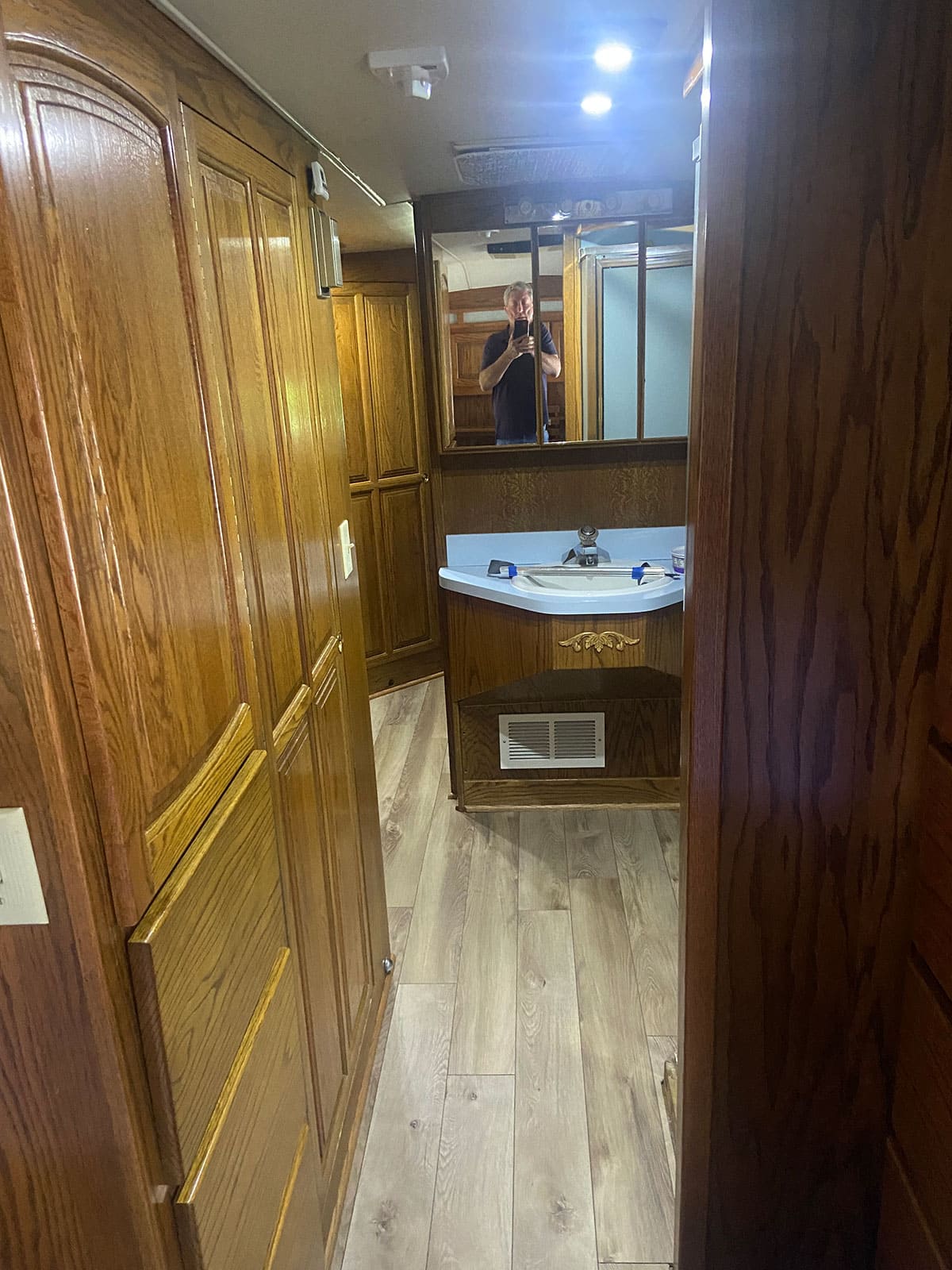 MCI 9 - Pawnee Coach-pic-19