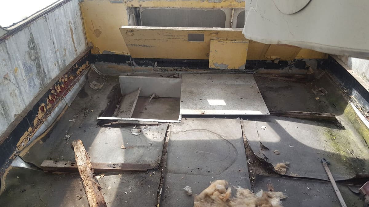 The Unbelievable Journey of a Double-Decker Bus Turned Vacation Retreat pic 8 The Unbelievable Journey of a Double-Decker Bus Turned Vacation Retreat - bus conversion photo