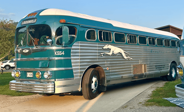 Best SOB (Some Other Bus) – John Thompson’s 1947 GM Silversides