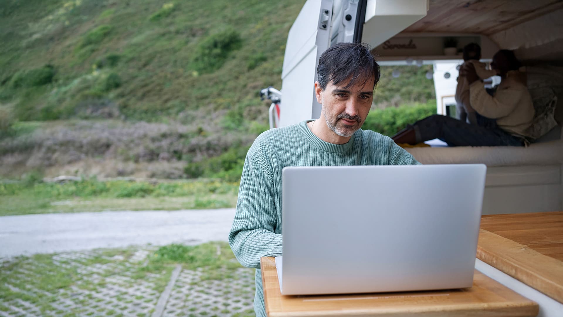 Essential Tips For Digital Nomads | Bus Conversion Magazine photo
